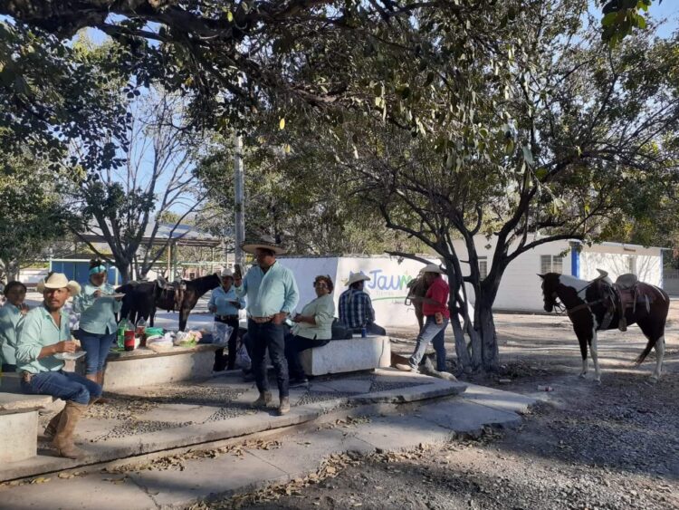 SIGUEN FUERTES LAS TRADICIONES EN JAUMAVE TAMAULIPAS