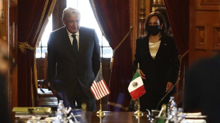 REUNIÓN ENTRE AMLO Y KAMALA HARRIS, MUY EXITOSA: EBRARD