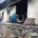 AL MENOS 52 MUERTOS EN UN INCENDIO EN FÁBRICA DE BANGLADESH