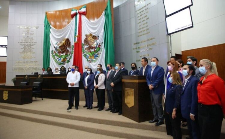 VAN POR FUERO DE DIPUTADOS; GRUPO PARLAMENTARIO DEL PAN