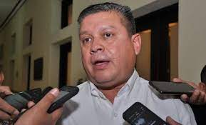 DESMIENTE RÓMULO GARZA RUMORES SOBRE SU SALIDA