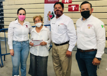HONORÍFICAMENTE  CARMEN LILIA CANTUROSAS  SERVIDORA DE LA NACIÓN