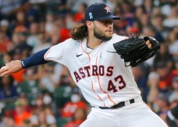 LANCE MCCULLERS JR. QUEDA FUERA DE LA SERIE MUNDIAL
