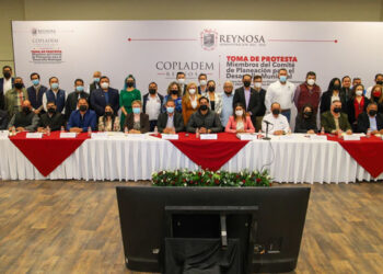 EL ALCALDE CARLOS PEÑA Y MIEMBROS DEL COPLADEM APROBARON REHABILITACIÓN VIAL Y DE DRENAJE SANITARIO