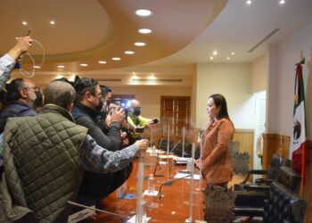 REGULARIZACIÓN DE “AUTOS CHOCOLATE” BENEFICIARÁ A LA CIUDADANÍA: ALCALDESA DE NLD