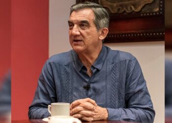 PRESENTA AMÉRICO VILLARREAL DEMANDA POR EL DELITO DE USURPACIÓN DE IDENTIDAD