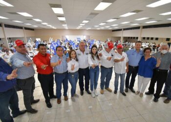 TRUKO SABE ESCUCHAR *COMERCIANTES DE TAMPICO*