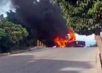 OTRA VEZ EN GUANAJUATO REPORTAN QUEMA DE VEHÍCULOS
