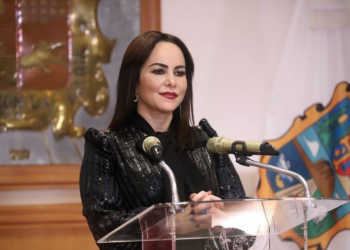 CARMEN LILIA CANTUROSAS APUESTA POR LA CONTINUIDAD EN NUEVO LAREDO