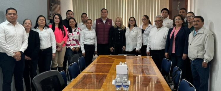 NUEVA TITULAR DE LA OFICINA DE ENLACE EDUCATIVO CON LA SEP EN EL ESTADO