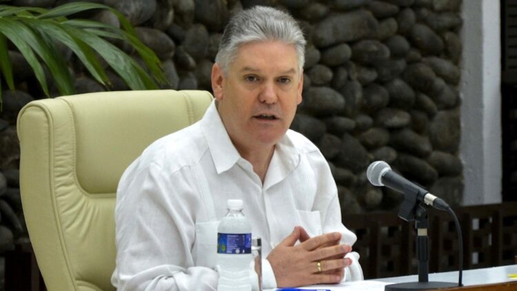 ESCÁNDALO DE CORRUPCIÓN: PRESIDENTE DE CUBA TOMA MEDIDAS CONTRA EXMINISTRO DE ECONOMÍA