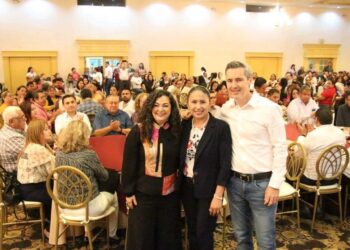 LOS DOCENTES SON CLAVE EN LA TRANSFORMACIÓN EDUCATIVA