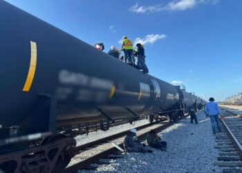 GOLPE AL HUACHICOLEO: ASEGURAN MÁS DE 2 MILLONES DE LITROS DE DIÉSEL EN ADUANA FERROVIARIA DE MATAMOROS