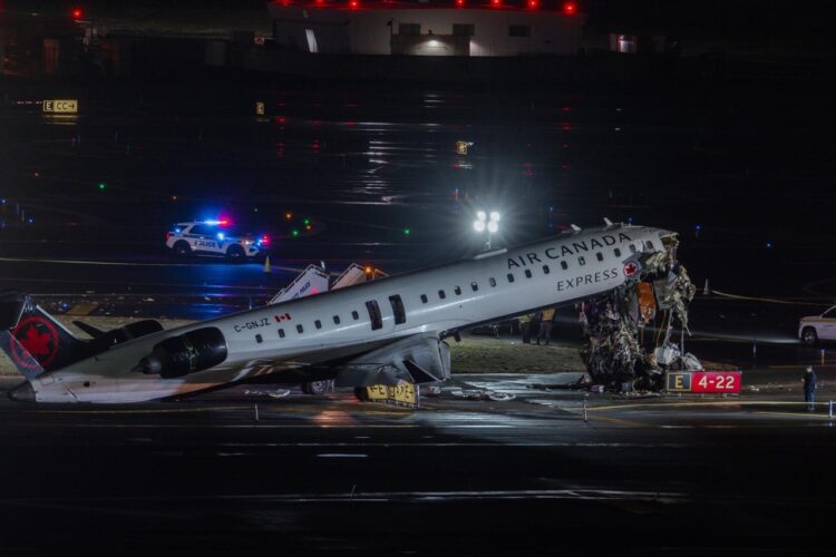 Colisión aérea en Nueva York paraliza operaciones en dos aeropuertos clave