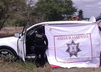 Asegura Guardia Estatal vehículo robado, arma y municiones en carretera de Soto la Marina