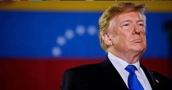 Trump ironiza con aprender español y dice que podría buscar la presidencia de Venezuela