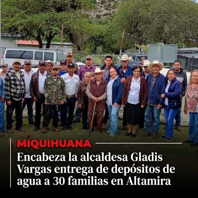 Encabeza la alcaldesa Gladis Vargas entrega de depósitos de agua a 30 familias en Altamira